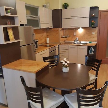 Studio Biju Apartment Varna Bagian luar foto